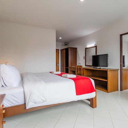 Budget Stars Hotel 치앙마이 외부 사진