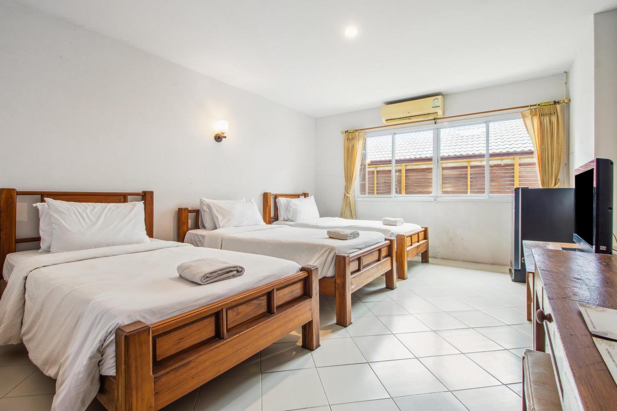 Budget Stars Hotel 치앙마이 외부 사진